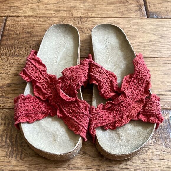 ANTHROPOLOGIE Bianca Ruffled Slide Sandals in Red - Picture 2 of 7